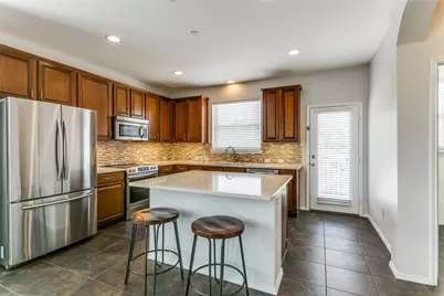 2125 McParland Court, Carrollton, TX 75006 - Photo 11
