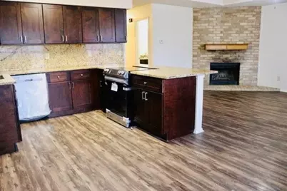 302 Shady Valley Drive, Mansfield, TX 76063 - Photo 5