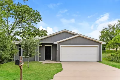 313 Bounding Main Street, Gun Barrel City, TX 75156 - Photo 1