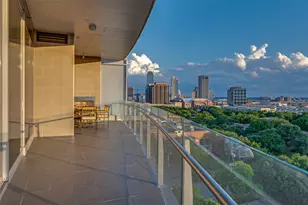 3130 N Harwood St, Dallas, TX 75201 - Photo 25