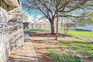 505 N Yosemite, Iowa Park, TX 76367 - Photo 29