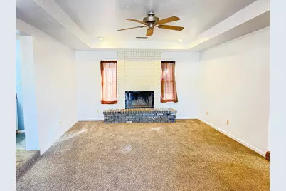 505 N Yosemite, Iowa Park, TX 76367 - Photo 5