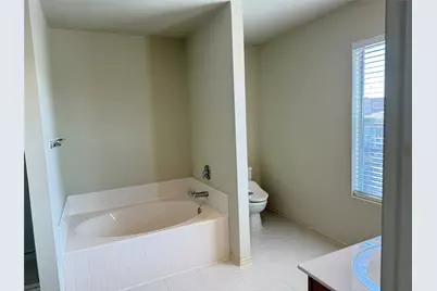 544 Crystal Springs Drive, Fort Worth, TX 76108 - Photo 9