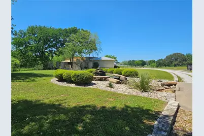 3008 Lucky Pepper Drive, Granbury, TX 76035 - Photo 21