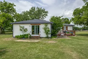 411 W Houston St, Leonard, TX 75452 - Photo 3