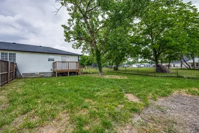 411 W Houston Street, Leonard, TX 75452 - Photo 23