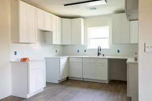 2927 Angle Ave, Fort Worth, TX 76106 - Photo 11