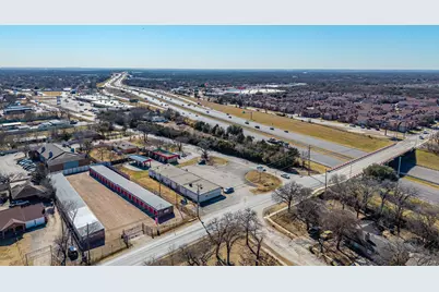 3300 Shepherd Lane #B2, Balch Springs, TX 75180 - Photo 13