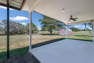 221 Fm 3221, Clifton, TX 76634 - Photo 25