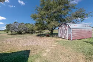 221 Fm 3221, Clifton, TX 76634 - Photo 35