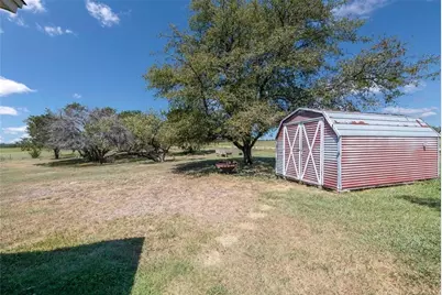 221 Fm 3221, Clifton, TX 76634 - Photo 25