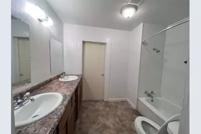 317 Ritchey Street, Gainesville, TX 76240 - Photo 5