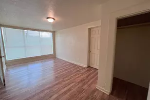 317 Ritchey St, Gainesville, TX 76240 - Photo 9