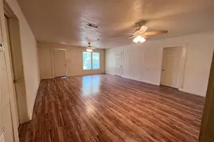 317 Ritchey St, Gainesville, TX 76240 - Photo 3