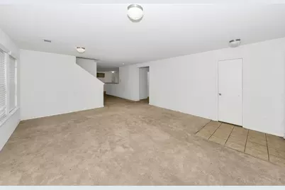 6021 Lucas Court, Fort Worth, TX 76119 - Photo 5