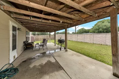 6021 Lucas Court, Fort Worth, TX 76119 - Photo 35