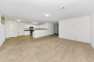 6021 Lucas Ct, Fort Worth, TX 76119 - Photo 17