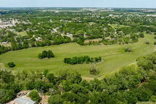 600 Crow St, Stephenville, TX 76401 - Photo 1