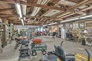 101 E Reed St, Randolph, TX 75475 - Photo 25