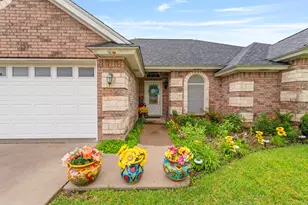 740 Bluebonnet Dr, Stephenville, TX 76401 - Photo 25