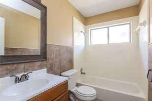 5104 Redwater Dr, Arlington, TX 76018 - Photo 15