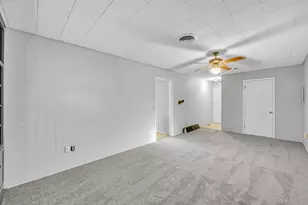 6324 Woodbine Dr, Fort Worth, TX 76112 - Photo 9