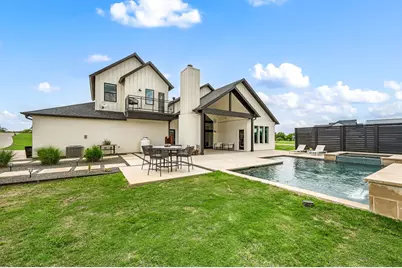 130 Nicholas Way, Decatur, TX 76234 - Photo 5