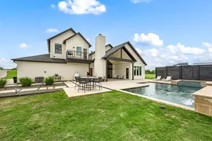 130 Nicholas Way, Decatur, TX 76234 - Photo 5