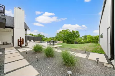 130 Nicholas Way, Decatur, TX 76234 - Photo 3
