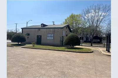 410 W Ennis, Ennis, TX 75119 - Photo 1