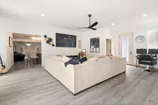 1411 Harvest Hill Ln, Arlington, TX 76014 - Photo 5