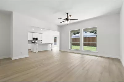 1419 Quail Creek Drive, Cleburne, TX 76033 - Photo 15