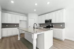 1419 Quail Crk Dr, Cleburne, TX 76033 - Photo 11