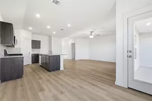 114 John Laurens Dr, Venus, TX 76084 - Photo 11