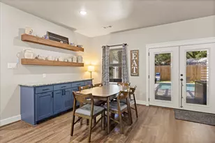 2610 Austin Dr, Granbury, TX 76048 - Photo 11