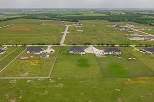 12530 Doyle Rd, Krum, TX 76249 - Photo 33