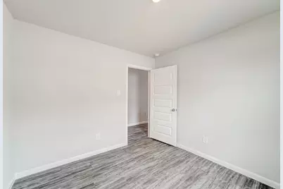 301 Victory Drive, Mabank, TX 75147 - Photo 11