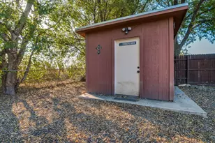 628 Thompson St, Everman, TX 76140 - Photo 21