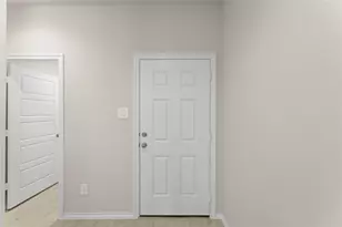 1641 Mdw Crst Dr, Aubrey, TX 76227 - Photo 13