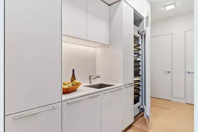 1747 Leonard Street #2402, Dallas, TX 75201 - Photo 13