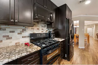 1823 E Cedar Elm Drive, Arlington, TX 76012 - Photo 9