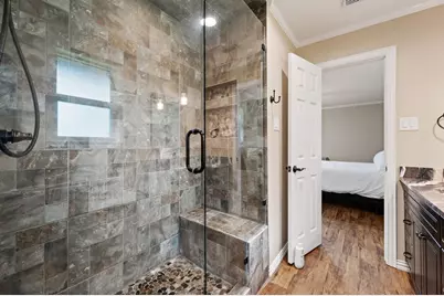 1823 E Cedar Elm Drive, Arlington, TX 76012 - Photo 15