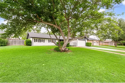 1823 E Cedar Elm Drive, Arlington, TX 76012 - Photo 1