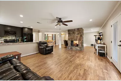 1823 E Cedar Elm Drive, Arlington, TX 76012 - Photo 7