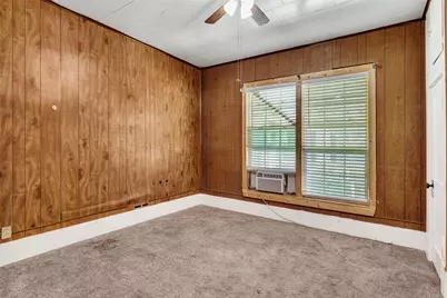 4004 Washington Street, Greenville, TX 75401 - Photo 9