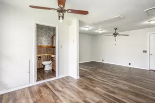 1102 Fair Ave, Gainesville, TX 76240 - Photo 11