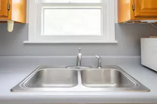 1102 Fair Ave, Gainesville, TX 76240 - Photo 5