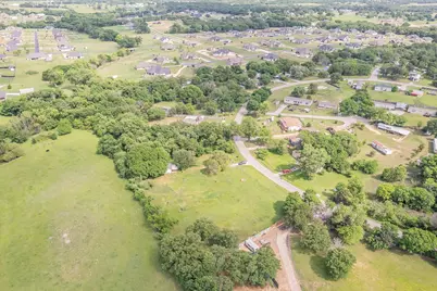 237 Overland Trail, Azle, TX 76020 - Photo 5
