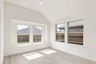 1021 River Oaks Dr, Godley, TX 76044 - Photo 13