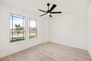 1021 River Oaks Dr, Godley, TX 76044 - Photo 23